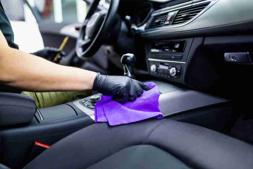 Sanificazione e igienizzazione interni auto Assago, Buccinasco, Corsico, Opera, Rozzano, Trezzano sul Naviglio