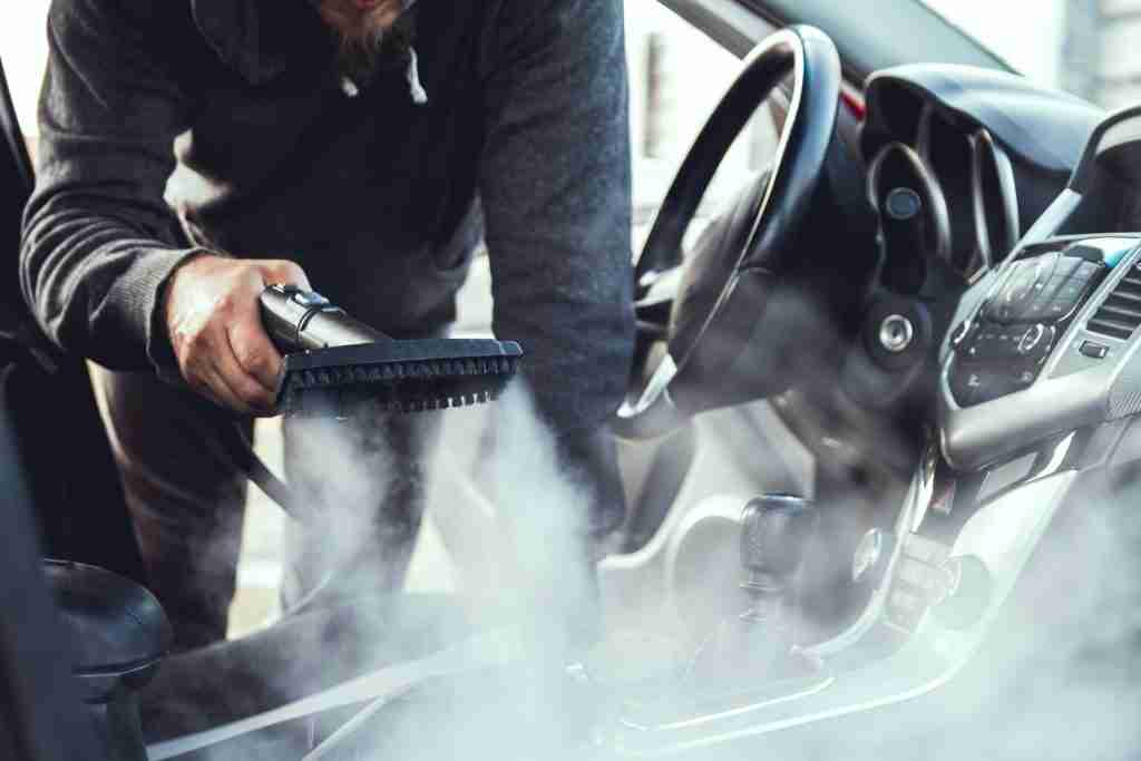 autolavaggio a vapore in zona Milanofiori, Rozzano, Locate Triulzi, Corsico